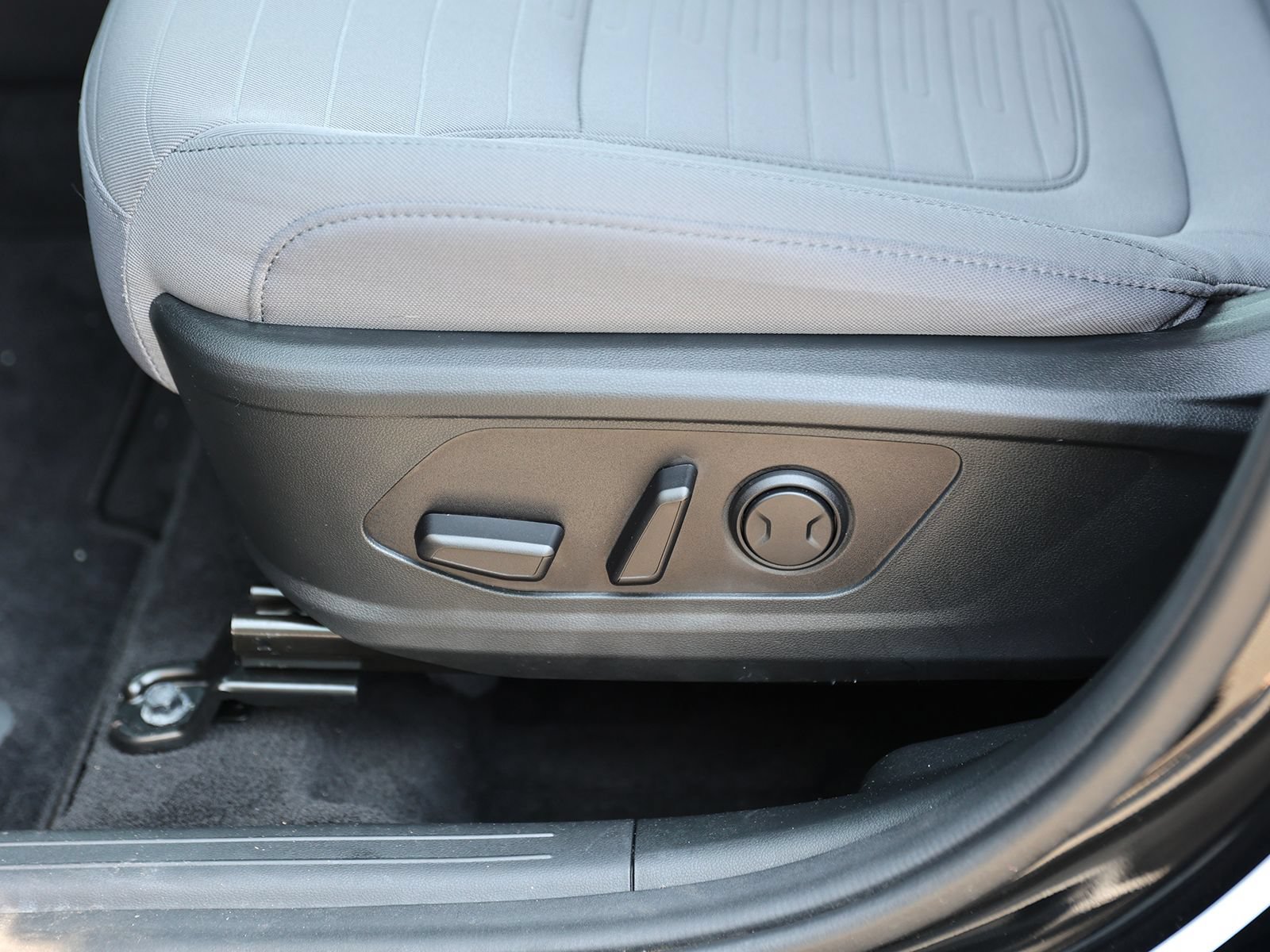 Certified 2022 Hyundai Santa Cruz SEL AWD/4WD image 17