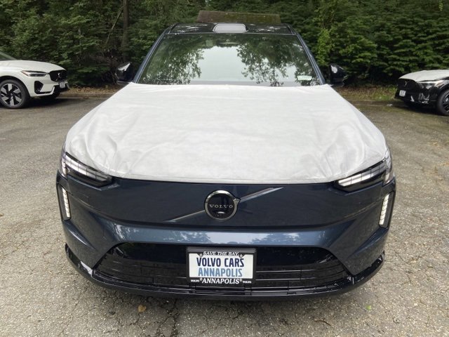 New 2025 Volvo EX90 Ultra image 2