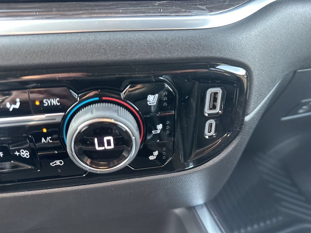 New 2026 Chevrolet Silverado 2500 LTZ w/ LTZ Plus Package AWD/4WD image 24