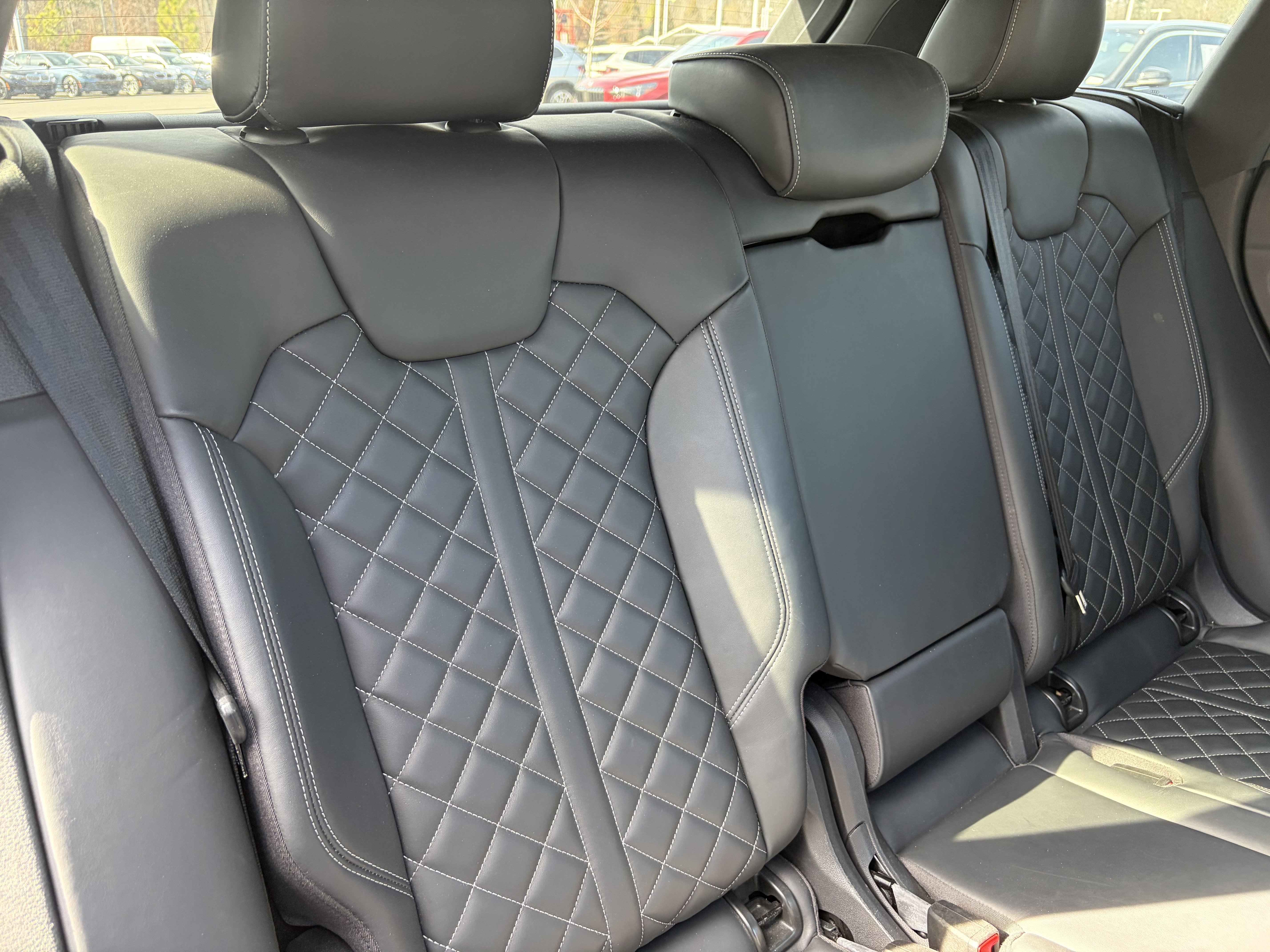 Used 2018 Audi SQ5 Premium Plus w/ Navigation Package image 33