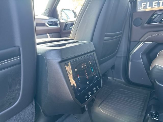 New 2026 GMC Yukon XL Denali Ultimate AWD/4WD image 17