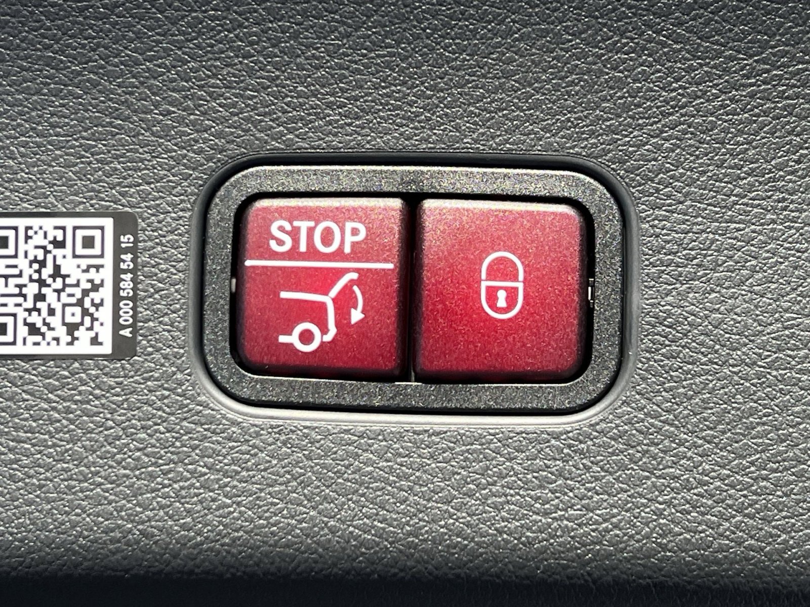 New 2026 Mercedes-Benz GLC 300 GLC 300 Coupe image 25