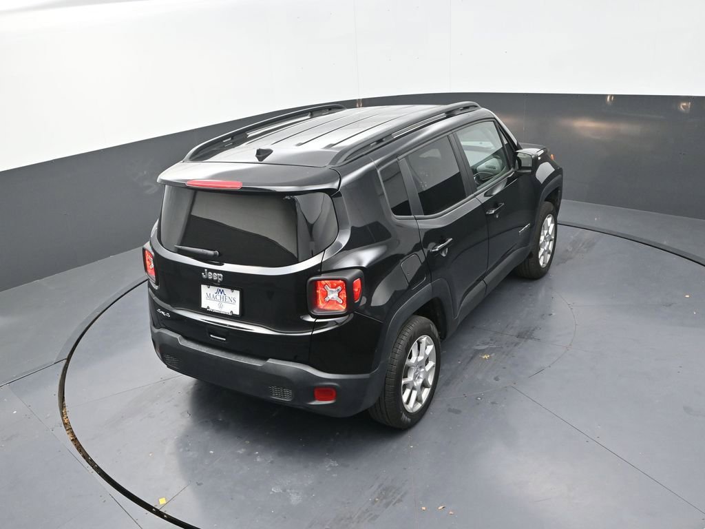 Used 2023 Jeep Renegade Latitude w/ Premium Group image 19
