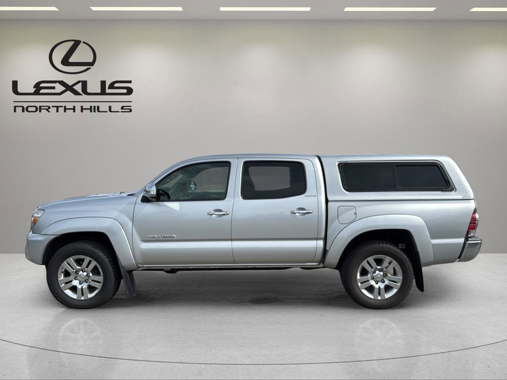 Used 2013 Toyota Tacoma 4x4 Double Cab w/ Limited Pkg image 9
