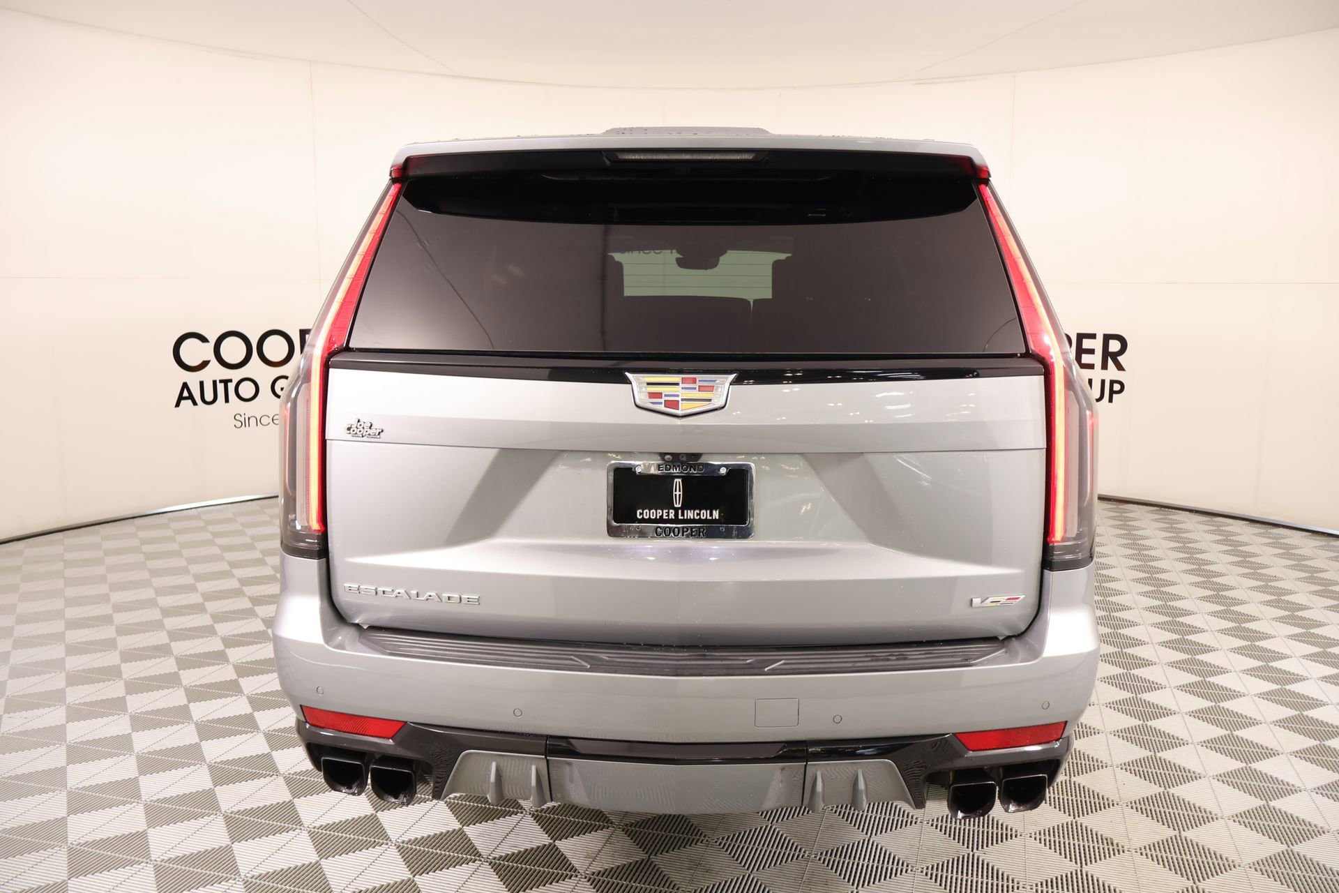 Used 2023 Cadillac Escalade V w/ LPO, Floor Liner Package AWD/4WD image 25