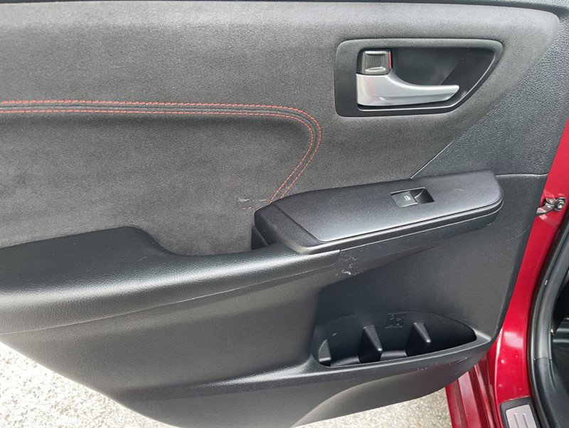 Used 2015 Toyota Camry XLE image 15