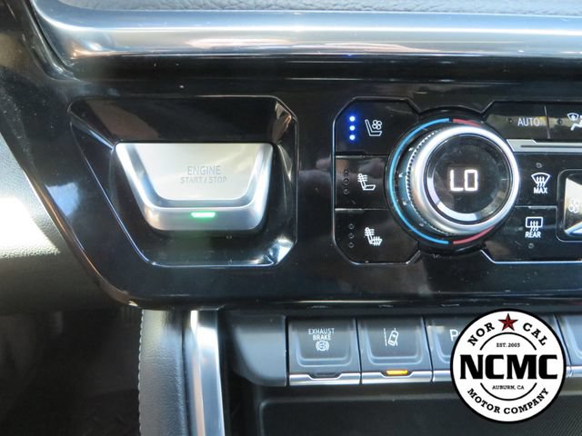 Used 2024 GMC Sierra 3500 Denali w/ Denali Reserve Package AWD/4WD image 40