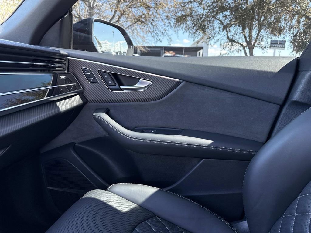 Used 2025 Audi SQ8 Prestige image 22