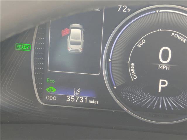 Used 2023 Lexus ES 300h w/ Premium Package image 10