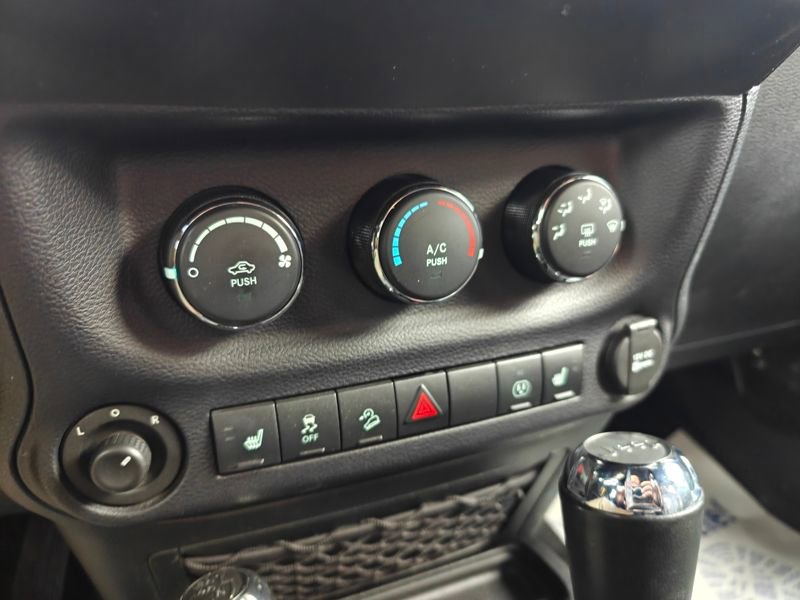 Used 2016 Jeep Wrangler Rubicon image 27
