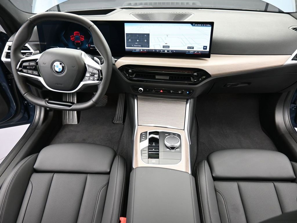Used 2025 BMW 330i xDrive Sedan image 12