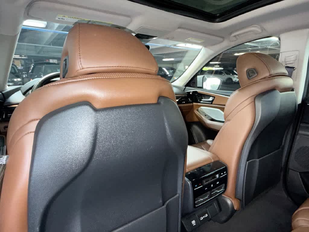 Used 2023 Acura MDX w/ Technology Package AWD/4WD image 23