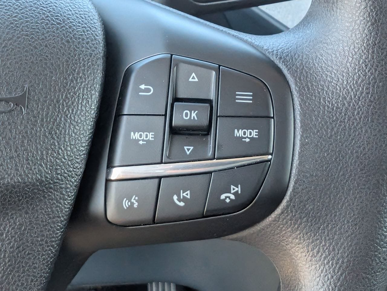 Used 2025 Ford Maverick XLT w/ Equipment Group 302A AWD/4WD image 21
