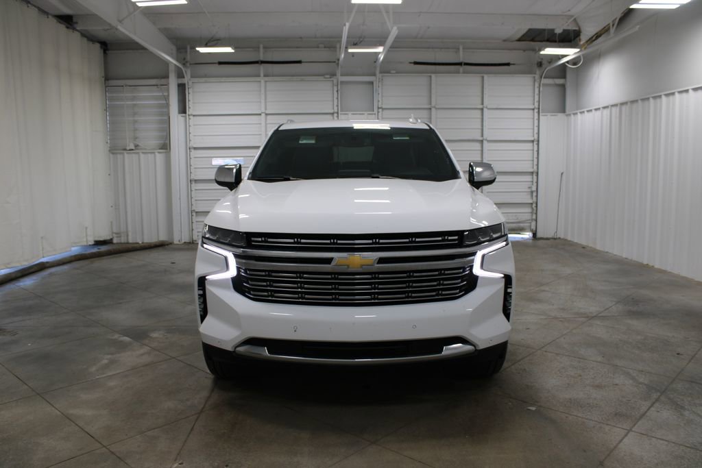Used 2023 Chevrolet Suburban Premier image 3