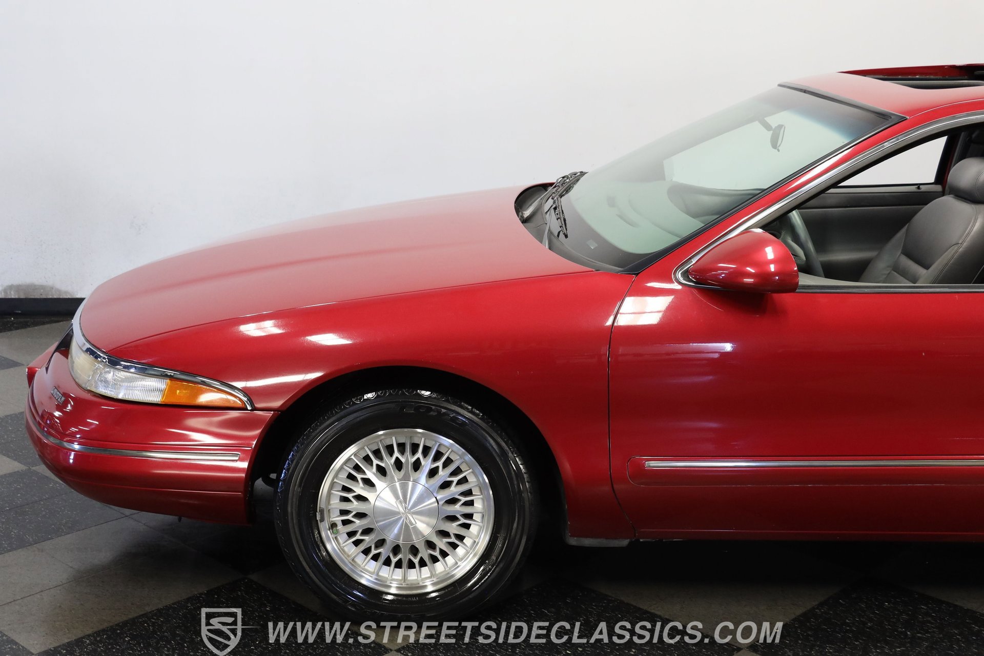 Used 1993 Lincoln Mark VIII image 22
