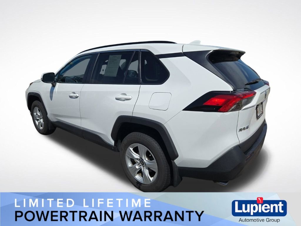 Used 2021 Toyota RAV4 XLE w/ Convenience Package AWD/4WD image 7