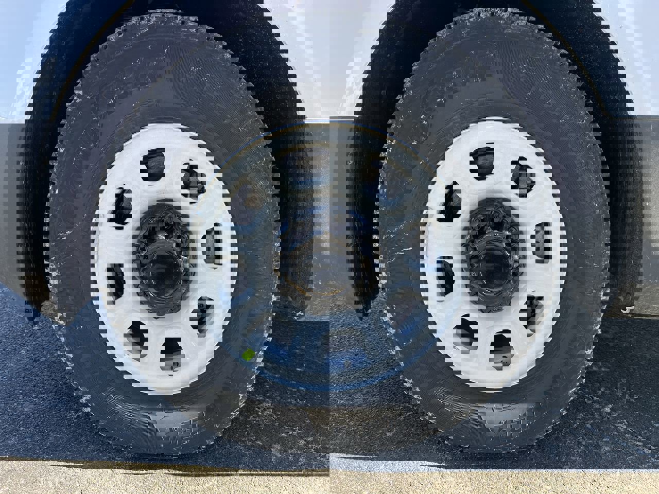 New 2025 Chevrolet Brightdrop 400 w/ Power Door Package image 14