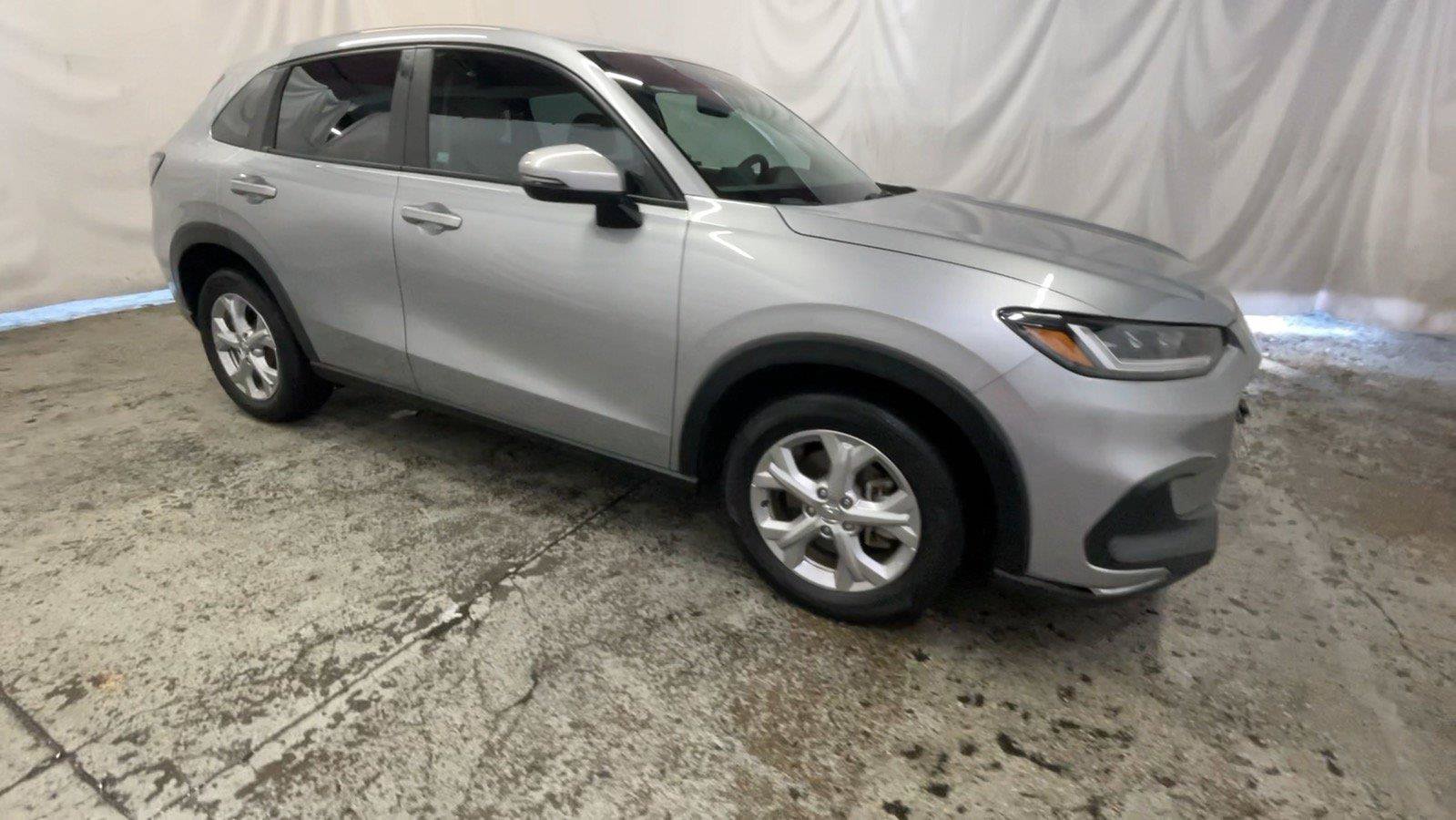 Certified 2024 Honda HR-V LX image 3