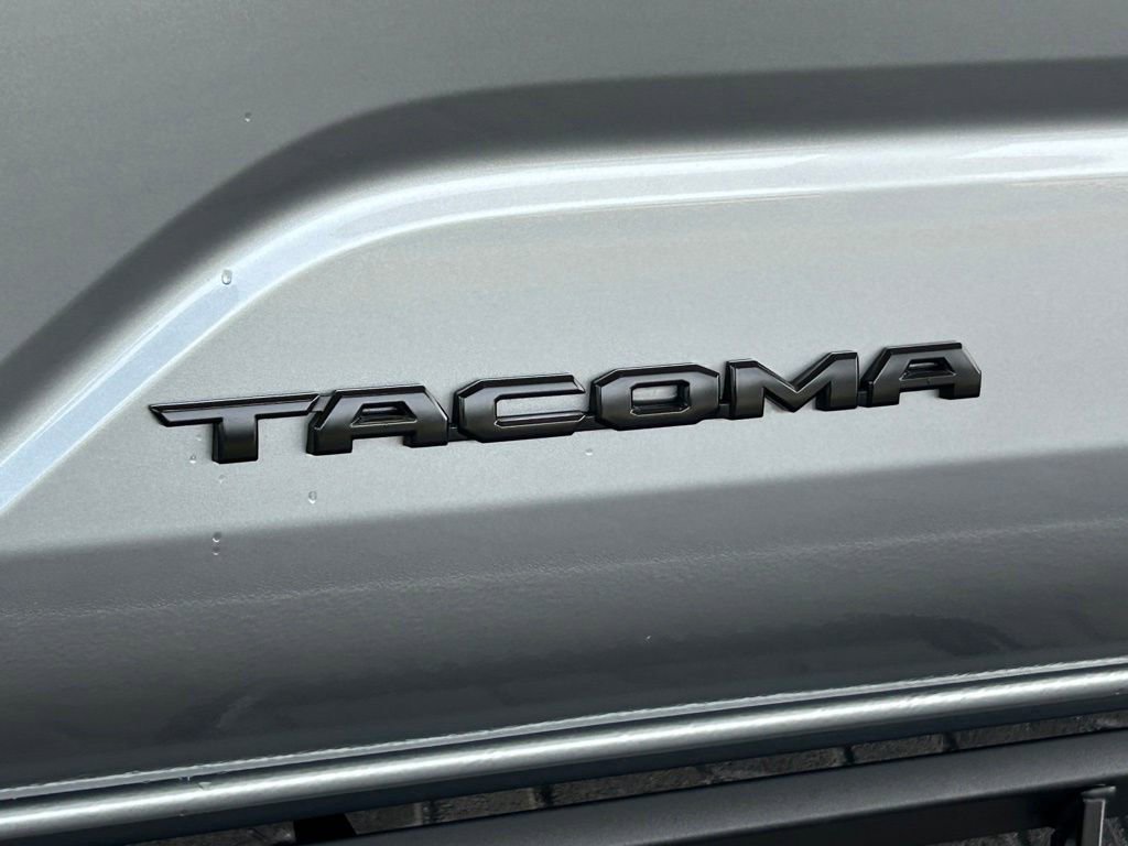 Used 2024 Toyota Tacoma TRD Sport RWD image 16