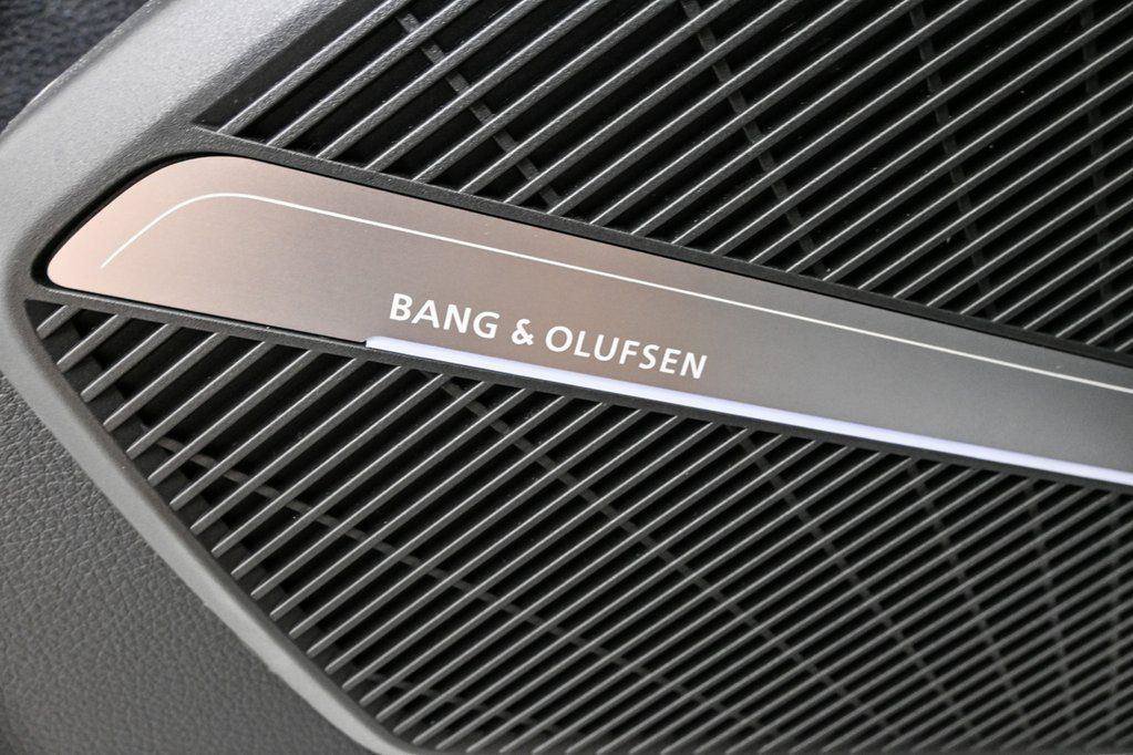 New 2025 Audi Q5 2.0T Premium Plus AWD/4WD image 8