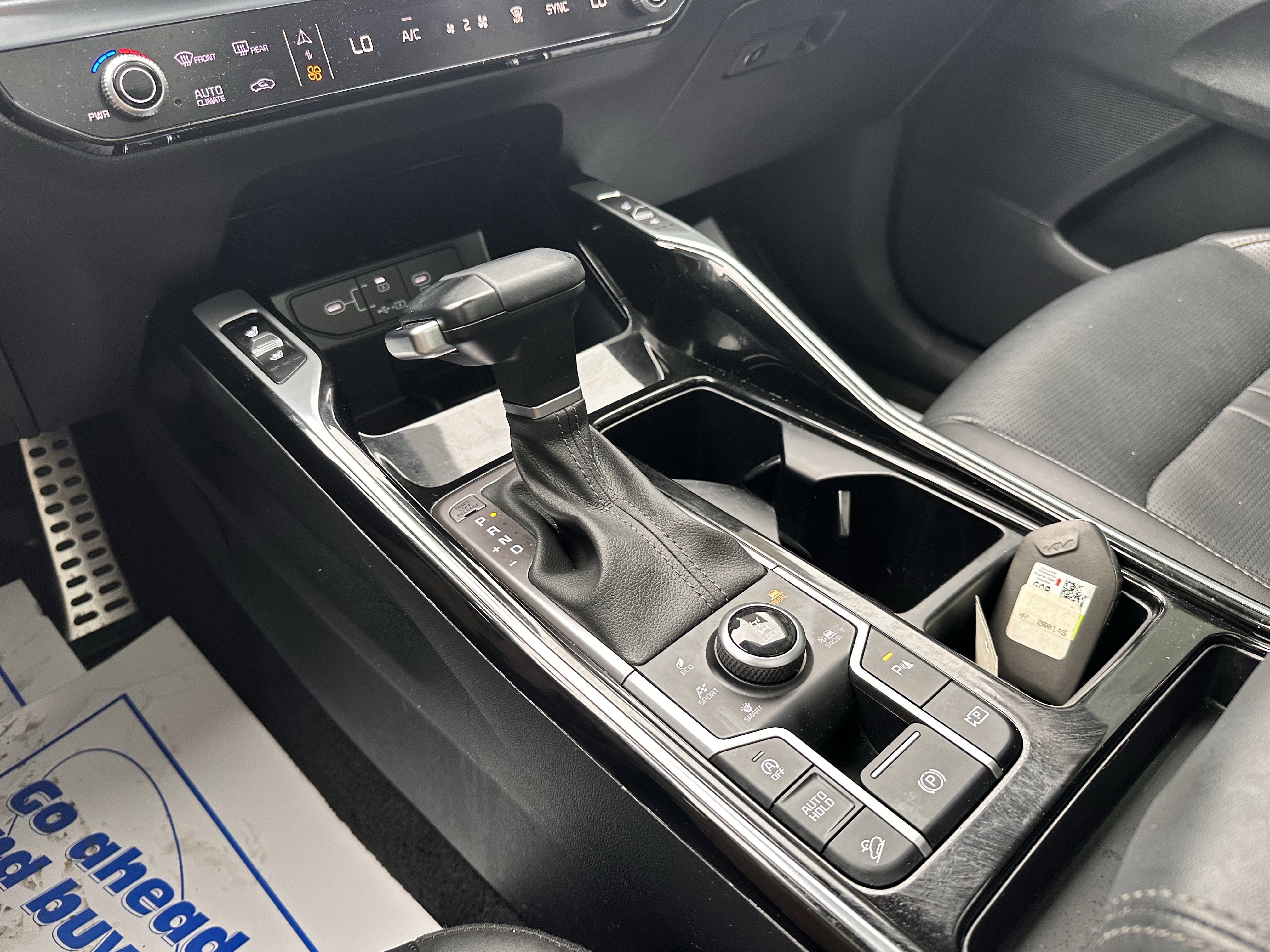 Used 2024 Kia Sorento SX image 17