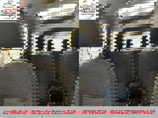 Used 2023 GMC Acadia SLE w/ Driver Convenience Package AWD/4WD image 27