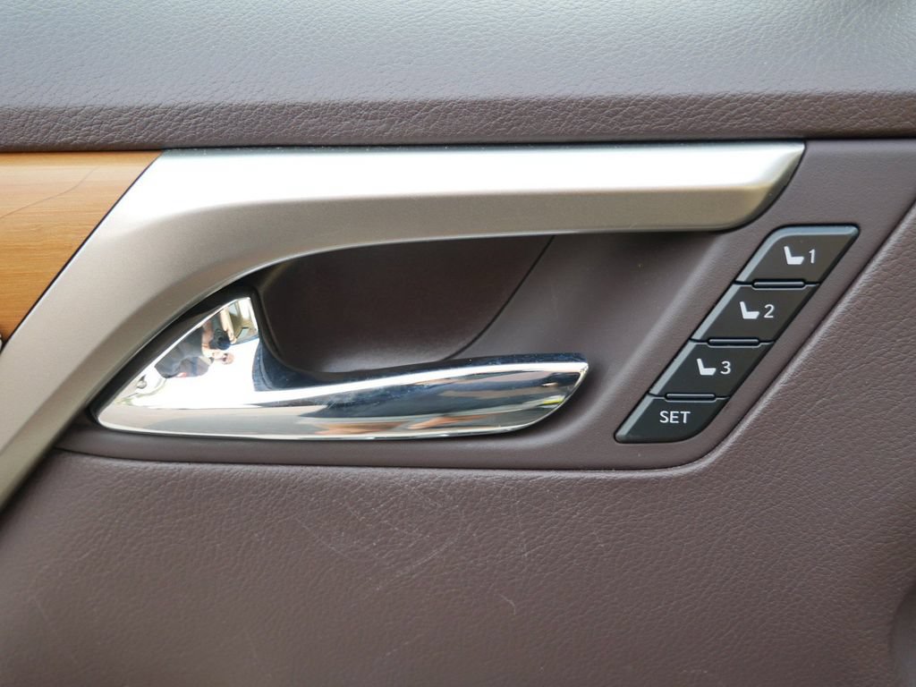 Used 2019 Lexus RX 350 AWD w/ Navigation Package image 16