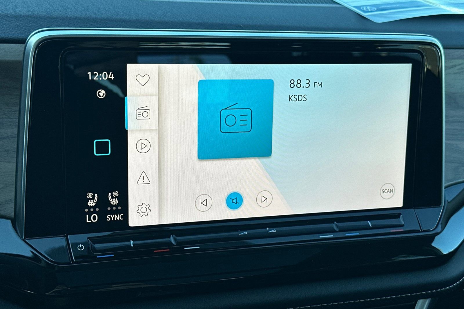 New 2026 Volkswagen Atlas SE image 18