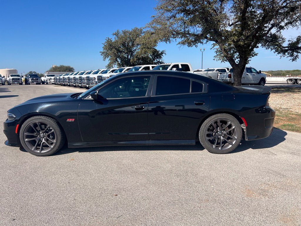 Used 2023 Dodge Charger Scat Pack w/ Plus Group RWD image 2