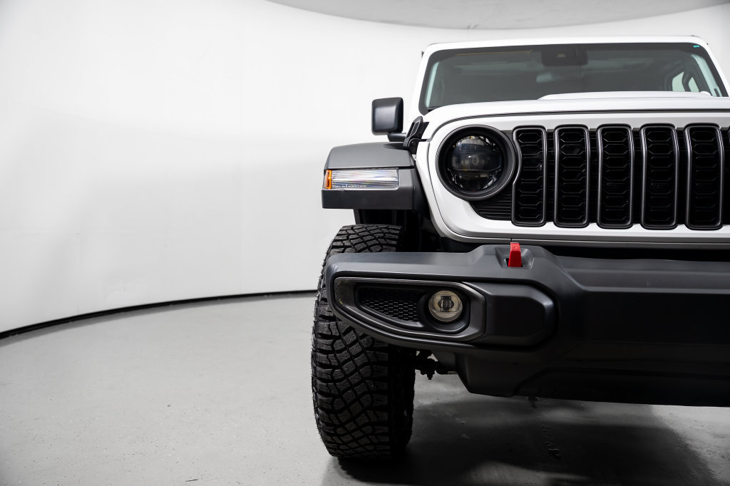 Used 2025 Jeep Wrangler Unlimited Rubicon AWD/4WD image 18