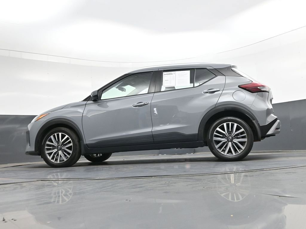 Used 2023 Nissan Kicks SV FWD image 41