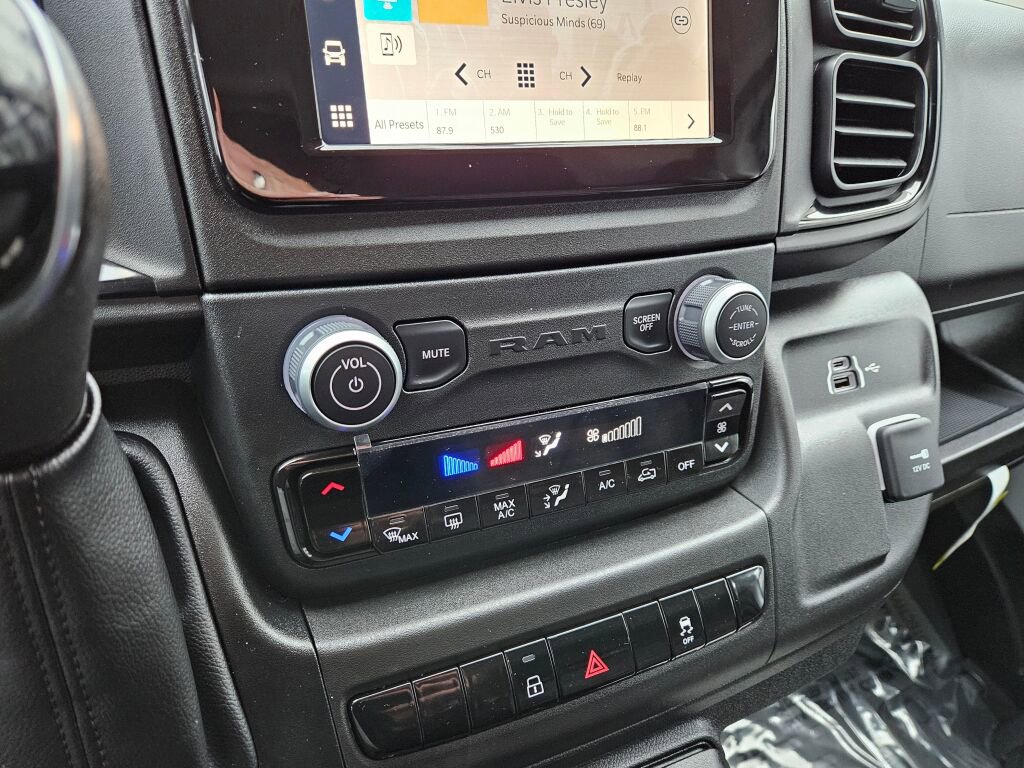 Used 2025 RAM ProMaster 2500 w/ Convenience Group image 24