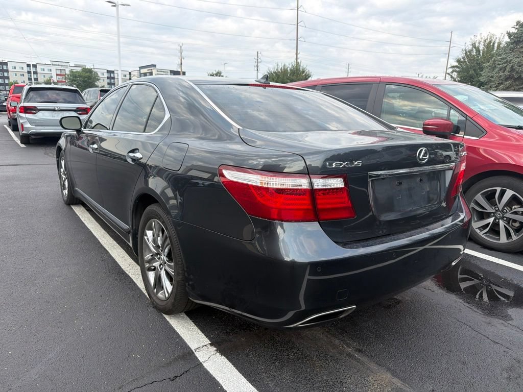 Used 2008 Lexus LS 460 RWD image 2