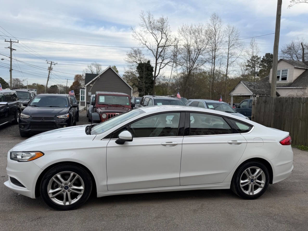 Used 2018 Ford Fusion SE image 8