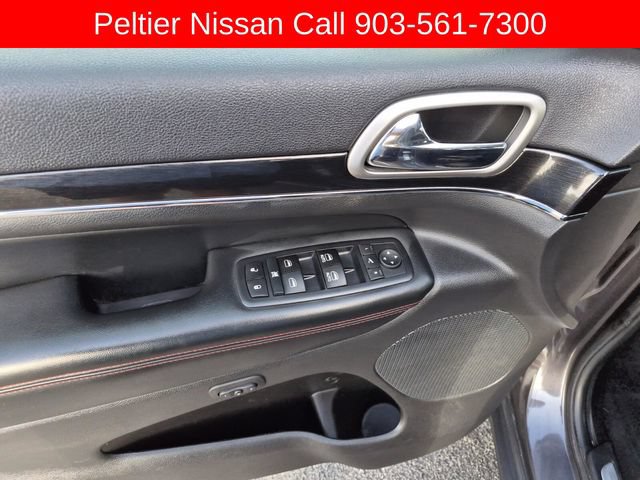 Used 2017 Jeep Grand Cherokee Trailhawk AWD/4WD image 25