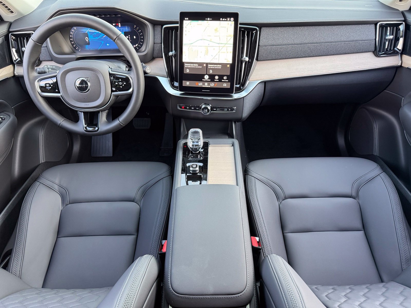 New 2027 Volvo XC90 B6 Plus AWD/4WD image 23