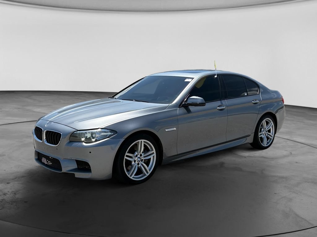 Used 2014 BMW 550i xDrive Sedan AWD/4WD image 4