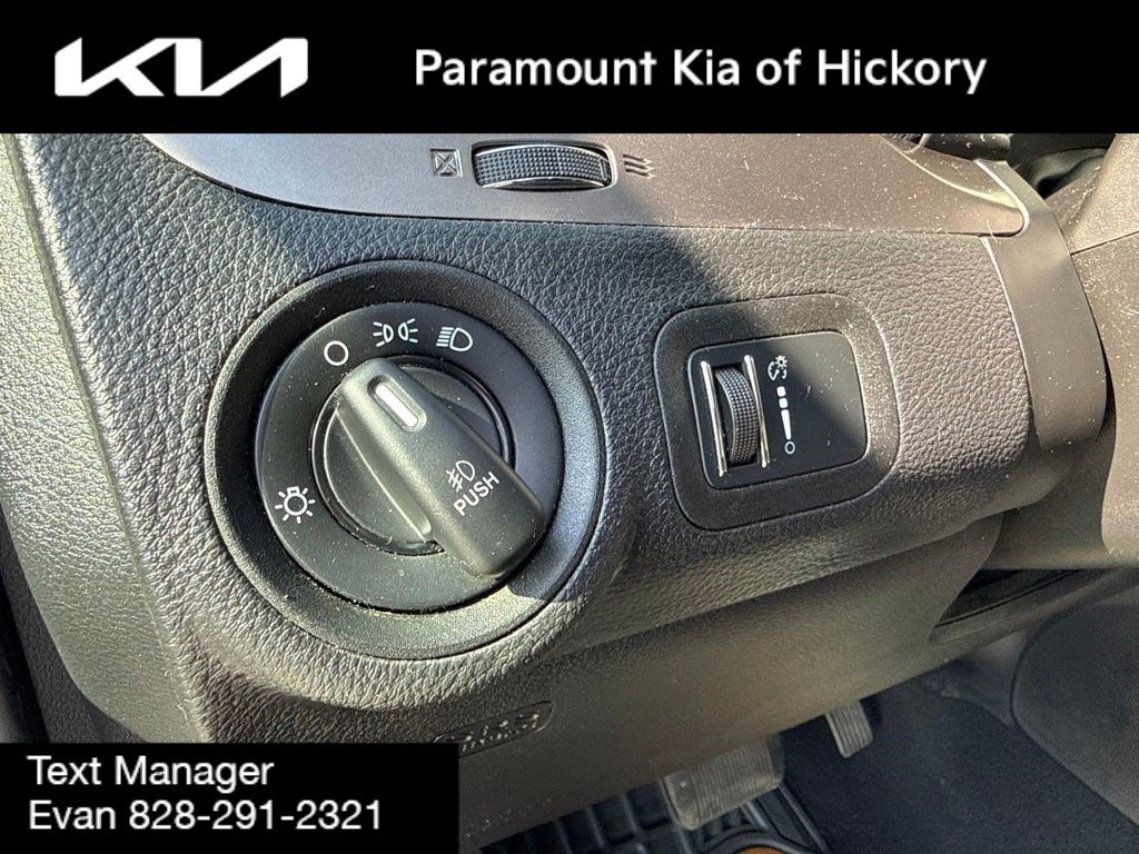 Used 2016 Dodge Journey Crossroad FWD image 20