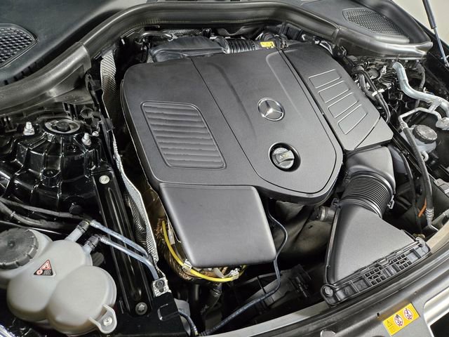Used 2025 Mercedes-Benz GLC 300 image 26