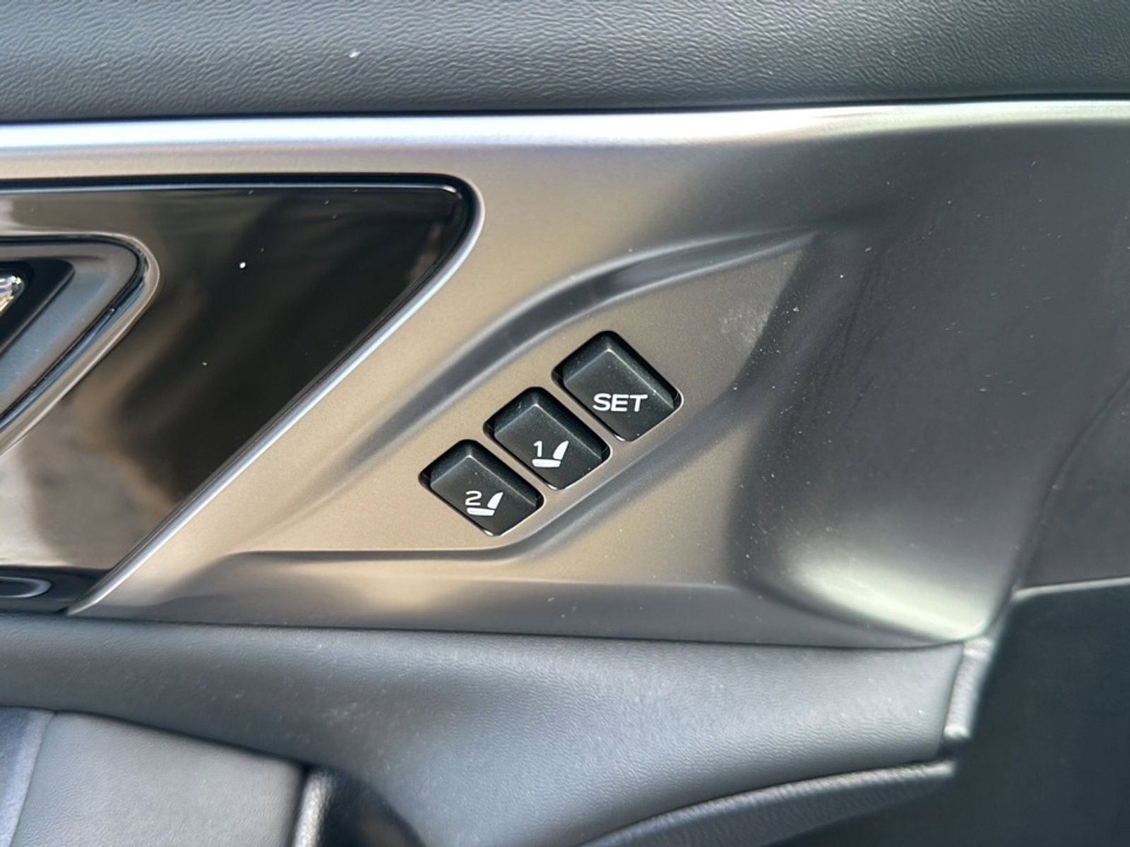 Certified 2024 Subaru Legacy Limited image 18