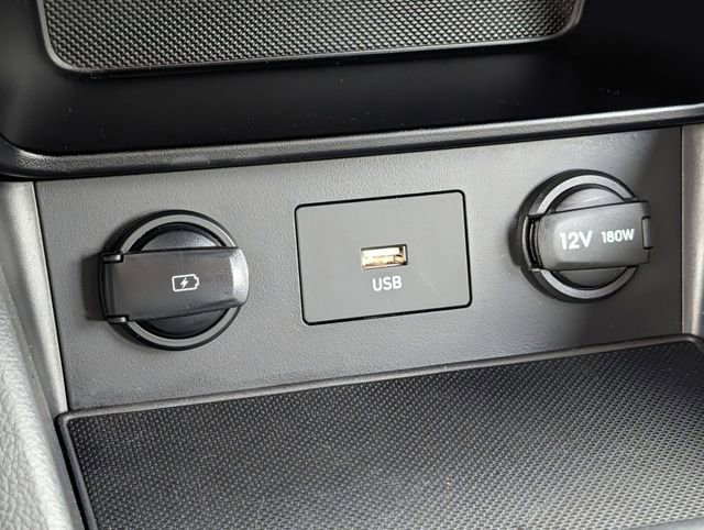 Used 2023 Hyundai Kona SE AWD/4WD image 23