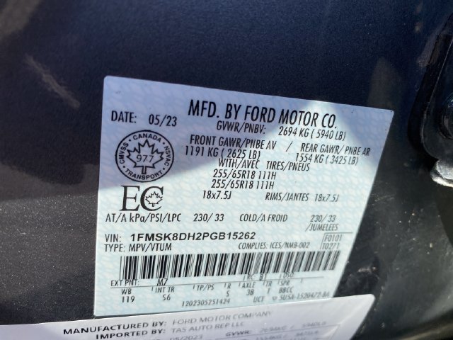 Used 2023 Ford Explorer XLT AWD/4WD image 27