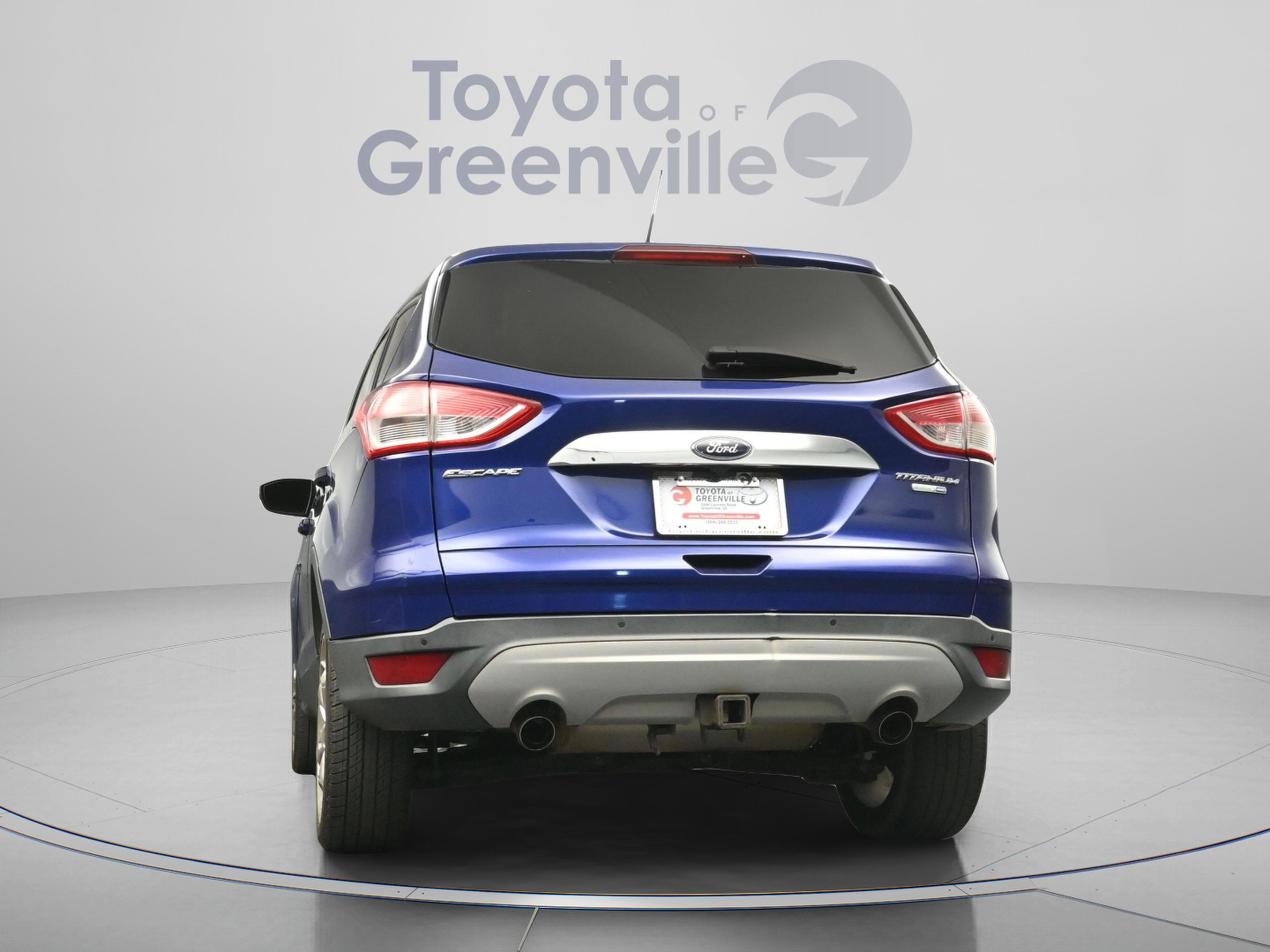 Used 2016 Ford Escape Titanium w/ Equipment Group 301A AWD/4WD image 12