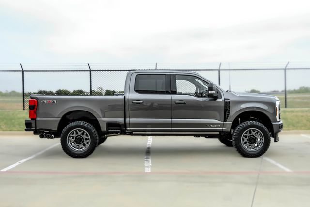 Used 2025 Ford F250 Platinum AWD/4WD image 7
