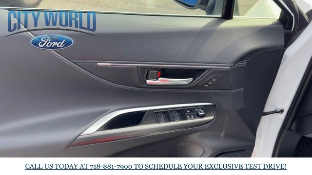 Used 2023 Toyota Venza Nightshade AWD/4WD image 7