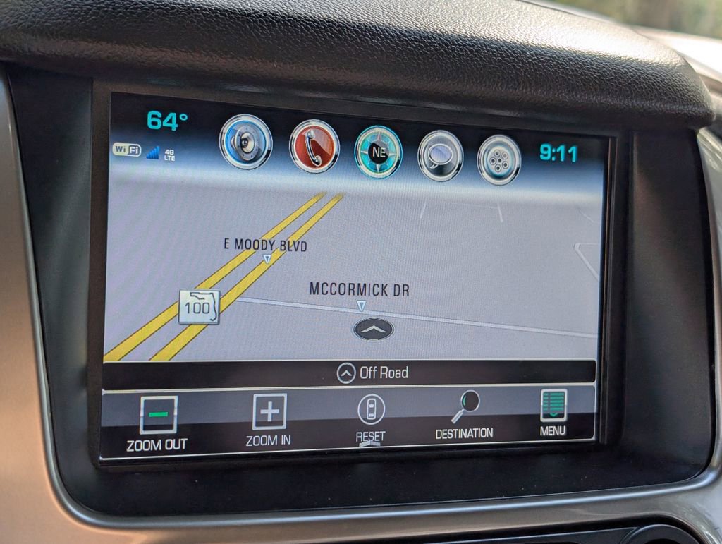 Used 2017 Chevrolet Suburban Premier image 26