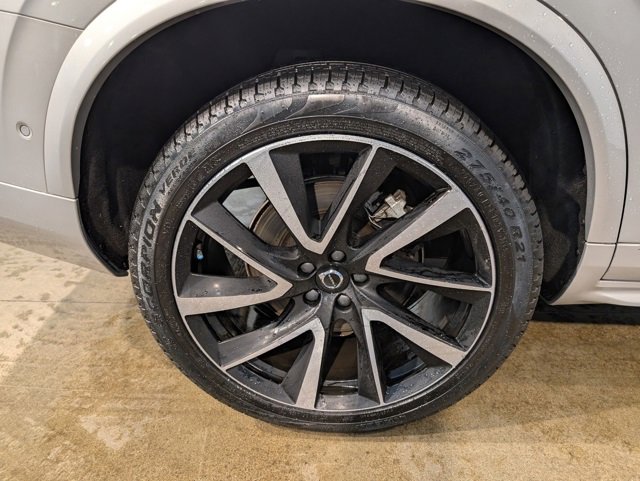 Used 2023 Volvo XC90 B6 Plus w/ Protection Package image 7