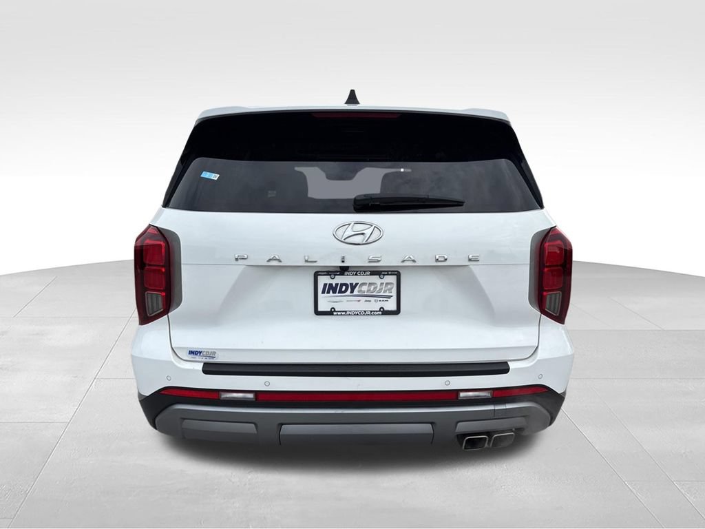 Used 2024 Hyundai Palisade SEL w/ Premium Package FWD image 6