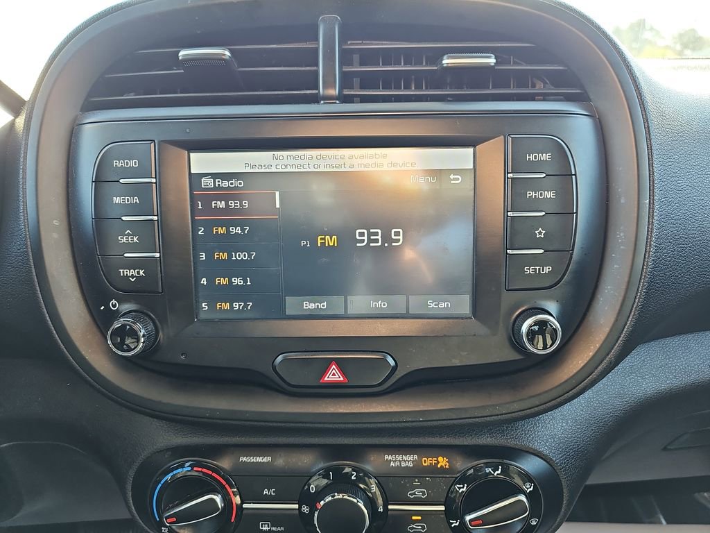 Used 2020 Kia Soul GT-Line image 24