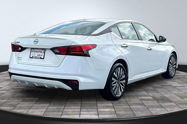 Used 2025 Nissan Altima 2.5 SV image 6